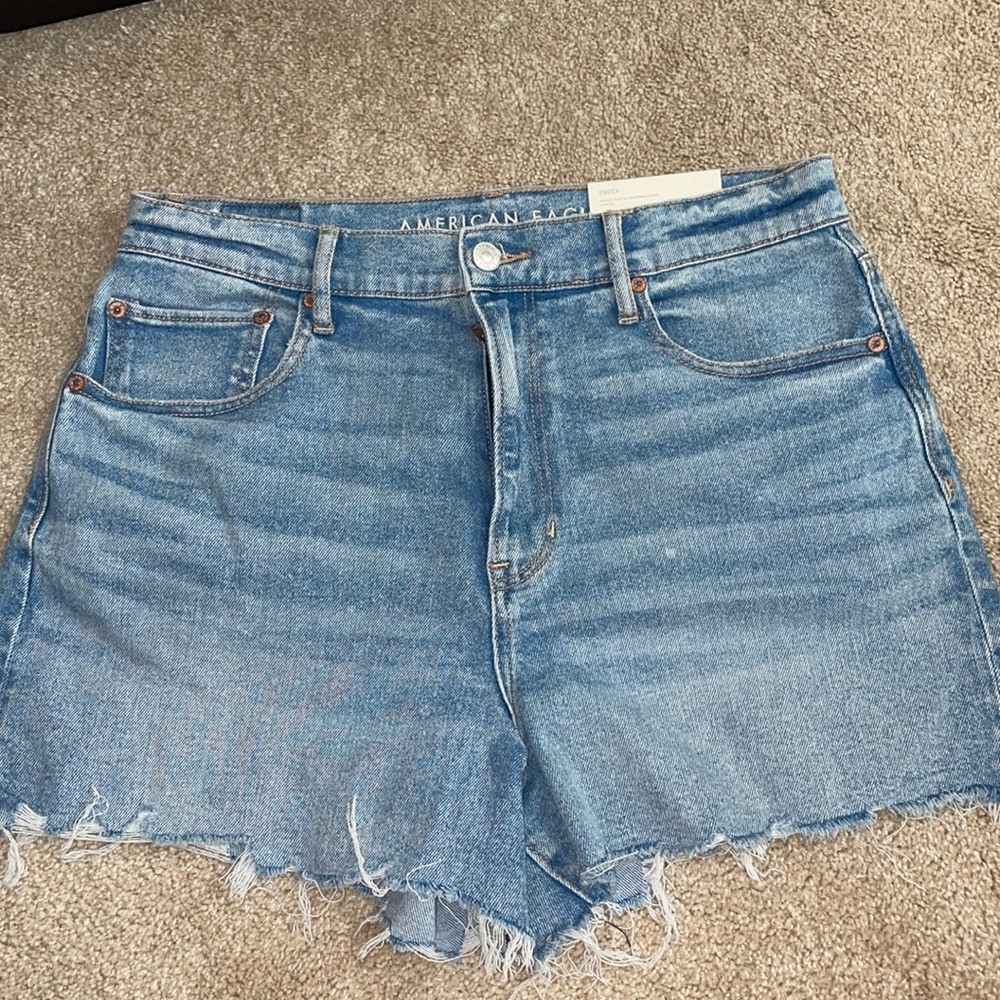 Aerie Highest rise 90s boyfriend short